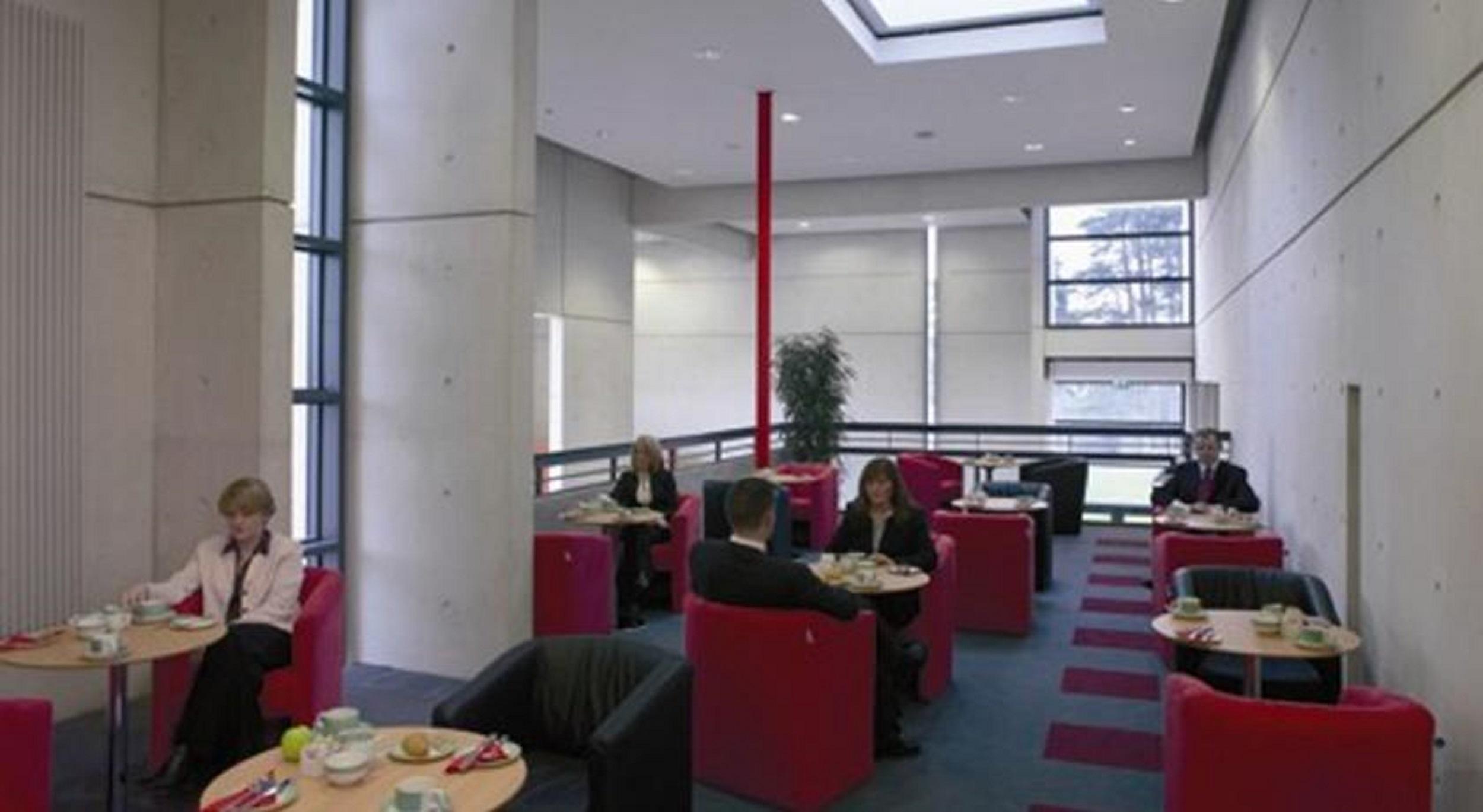 IMI Residence Sandyford Dublín Restaurante foto